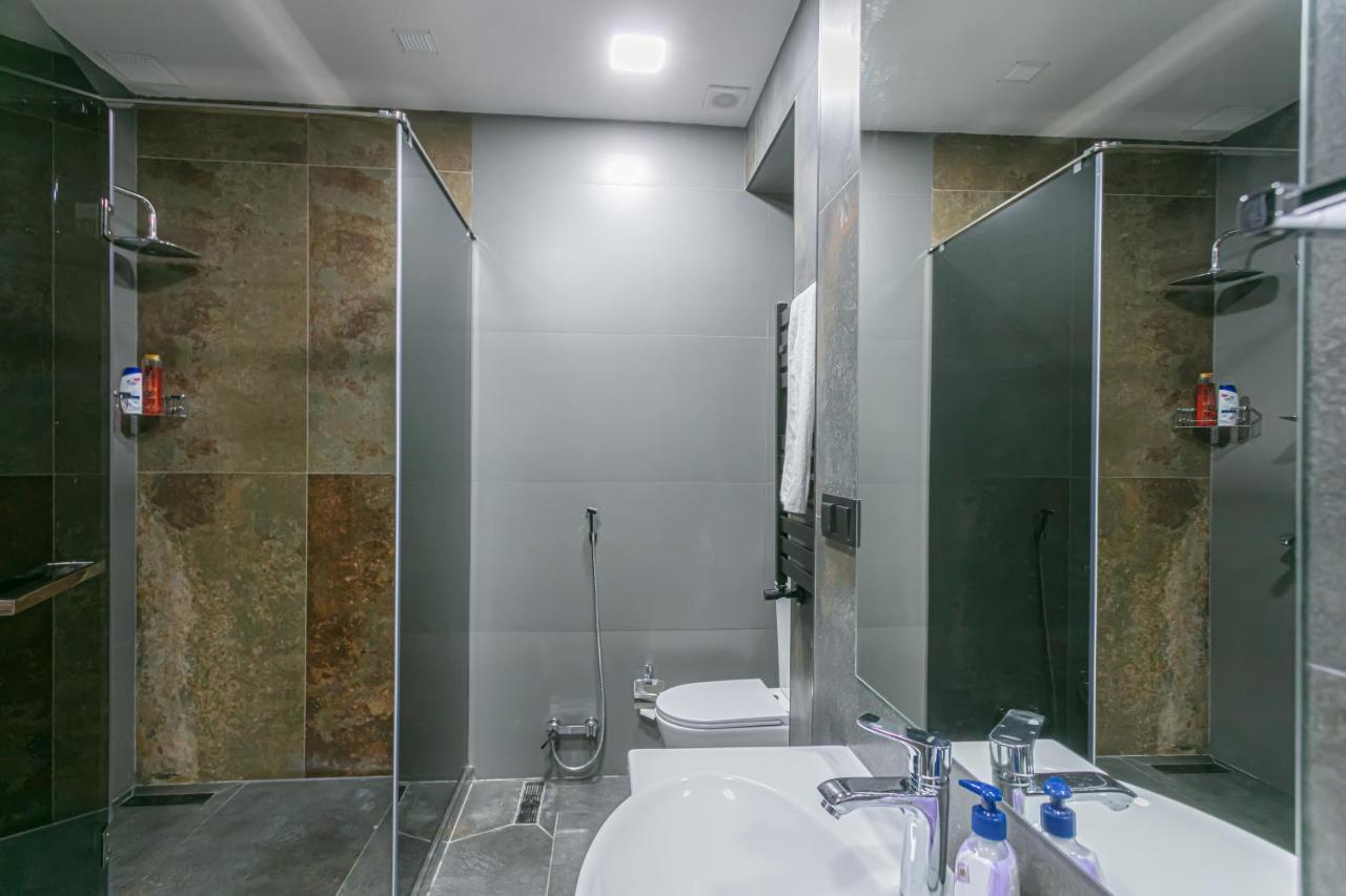 Luxe Apartment In Center Ереван Экстерьер фото