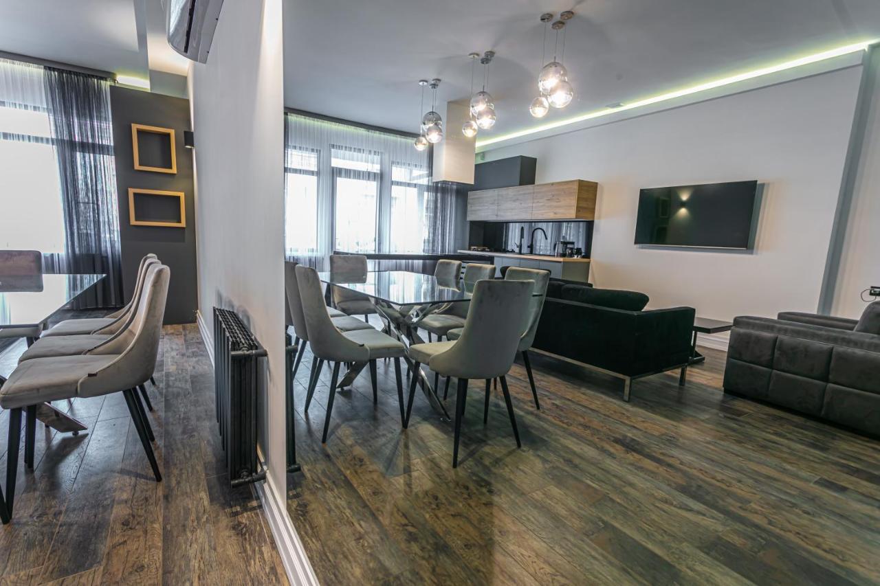 Luxe Apartment In Center Ереван Экстерьер фото