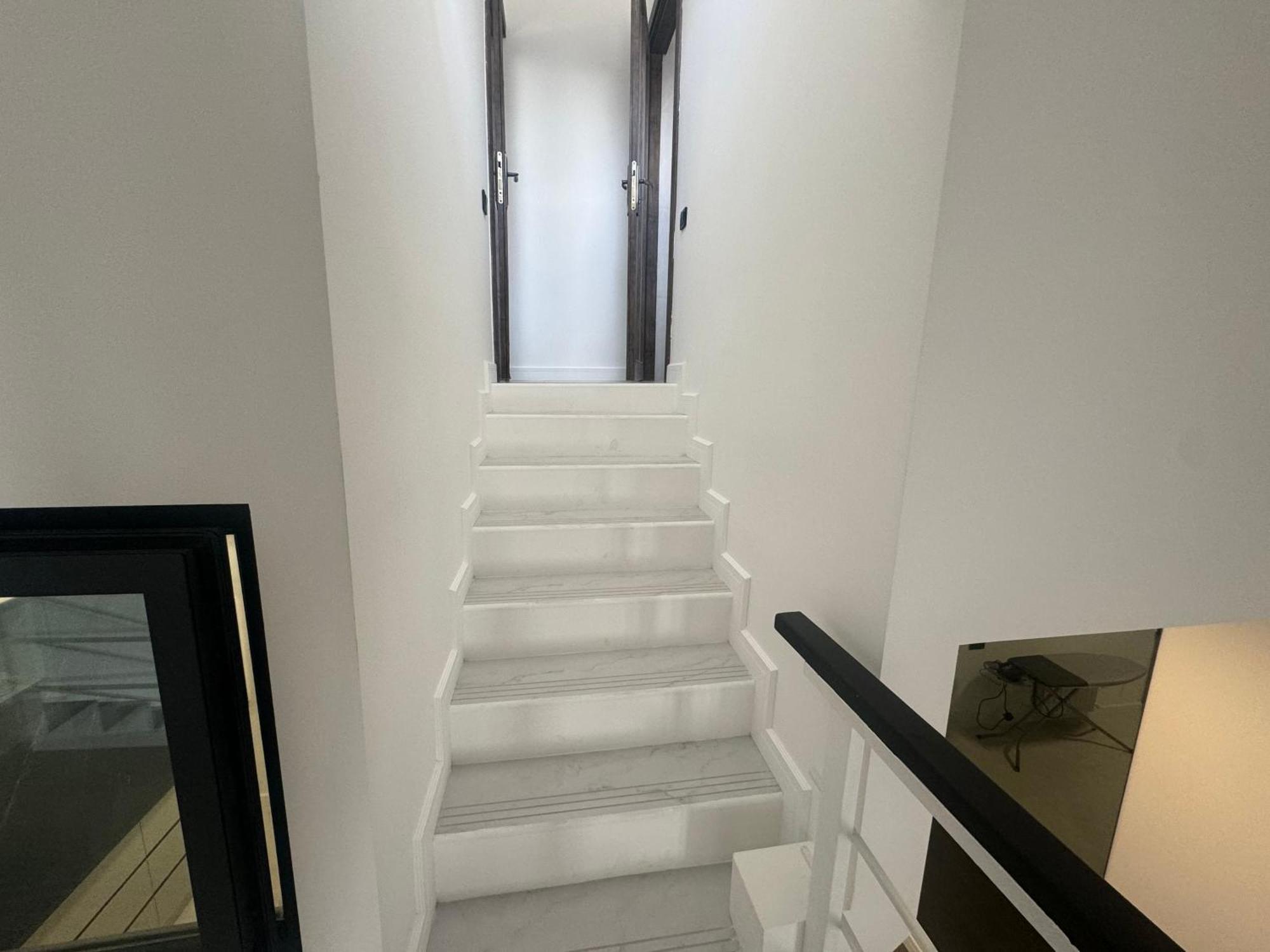 Luxe Apartment In Center Ереван Экстерьер фото
